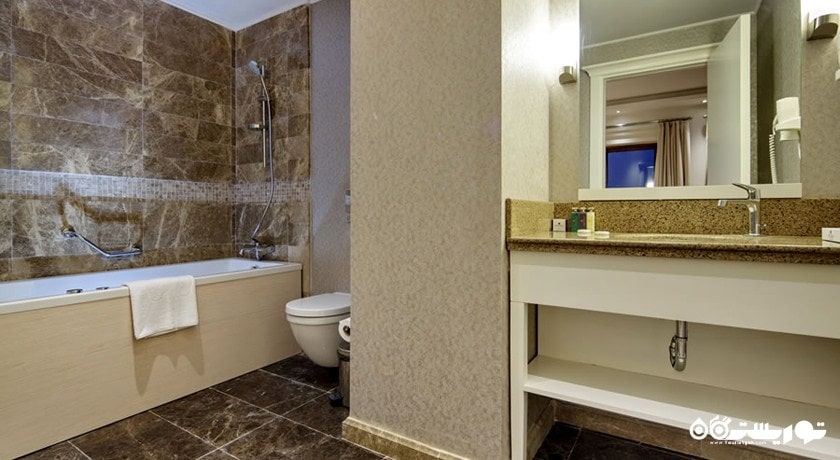 حمام و سرویس بهداشتی اتاق ها